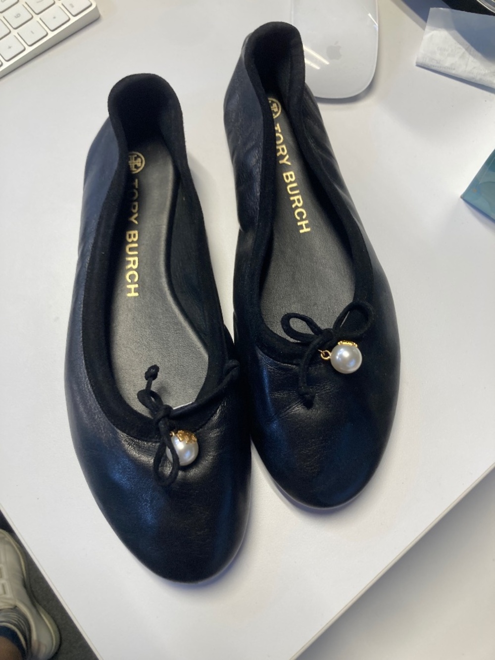 9.5 Tory Burch black genuine leather ballet flats with pearl charms